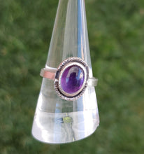 Load image into Gallery viewer, Amethyst ring