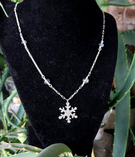 Load image into Gallery viewer, Snowflake necklace