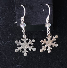 Load image into Gallery viewer, Snowflake earrings